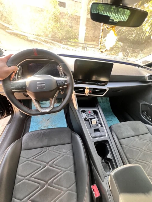 Cupra  Leon 2023 