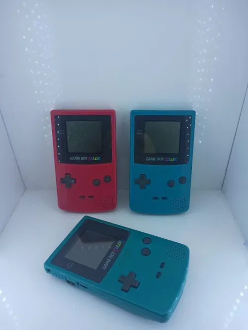 3 GameBoy Marche très bien+ 17 cartouches 