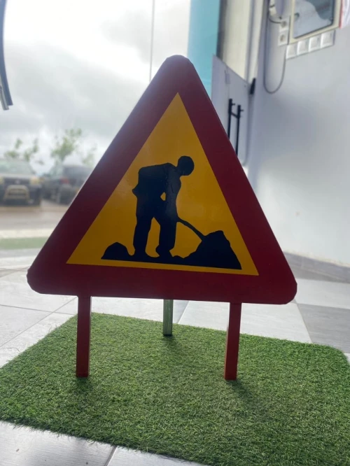Panneau de signalisation "Travaux"