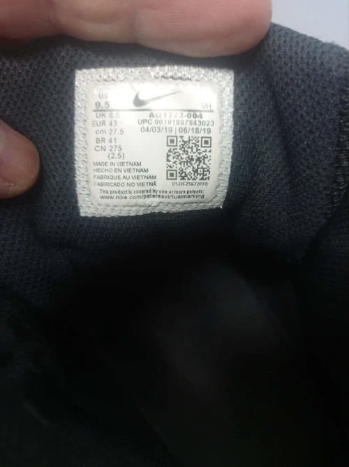 Nike ebernon mid