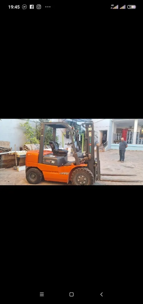 Chariot élévateur TF30 TIRSAM 2022