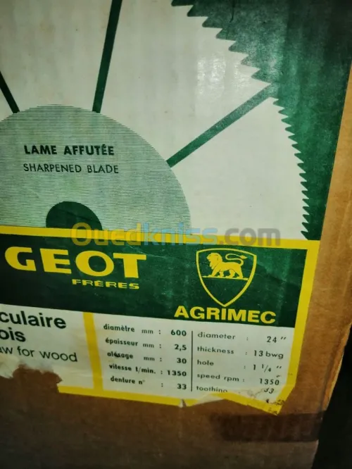 Lame de scie circulaire diamètre 600 ø épaisseur 2.5 alésage 30