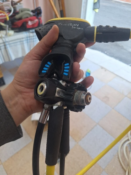 Détendeur Mares Carbon MR 52