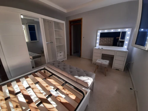 Chambre à coucher en bois hêtre