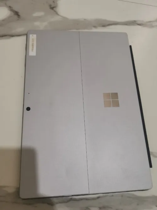Surface pro 7