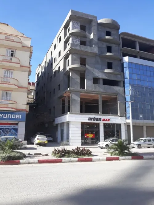 Facade monocouche تهيئة و طلاء الواجهات الخارجية 