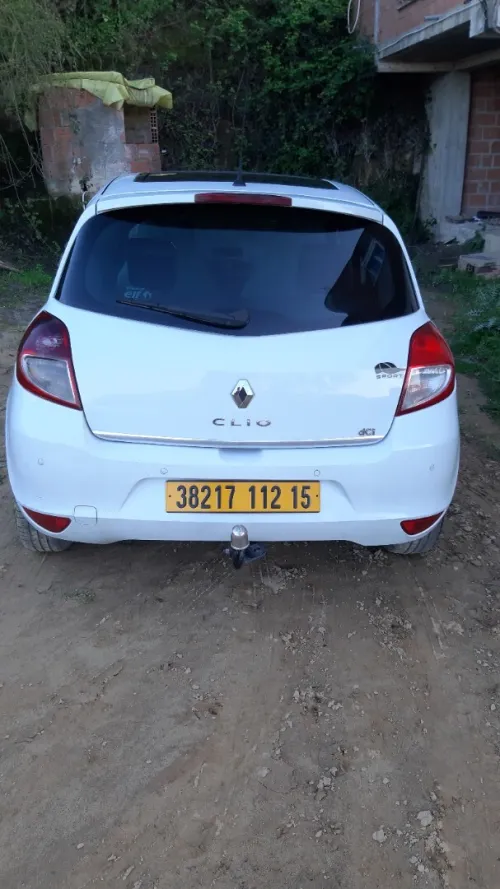 Renault Clio 3 2012 Night and Day