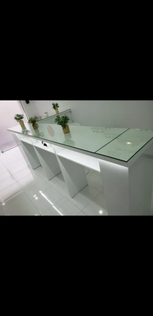 Table onglerie