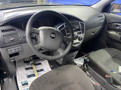 Kia Carens 2006 2 box