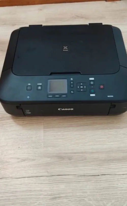 2 imprimantes à réparer multifonction Canon Epson