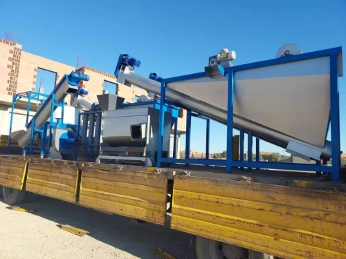 Ligne De Recyclage Plastique pet / pehd *2* خط رسكلة البلاستيك