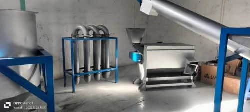 LIGNEE RECYCLAGE DU PLASTIQUE