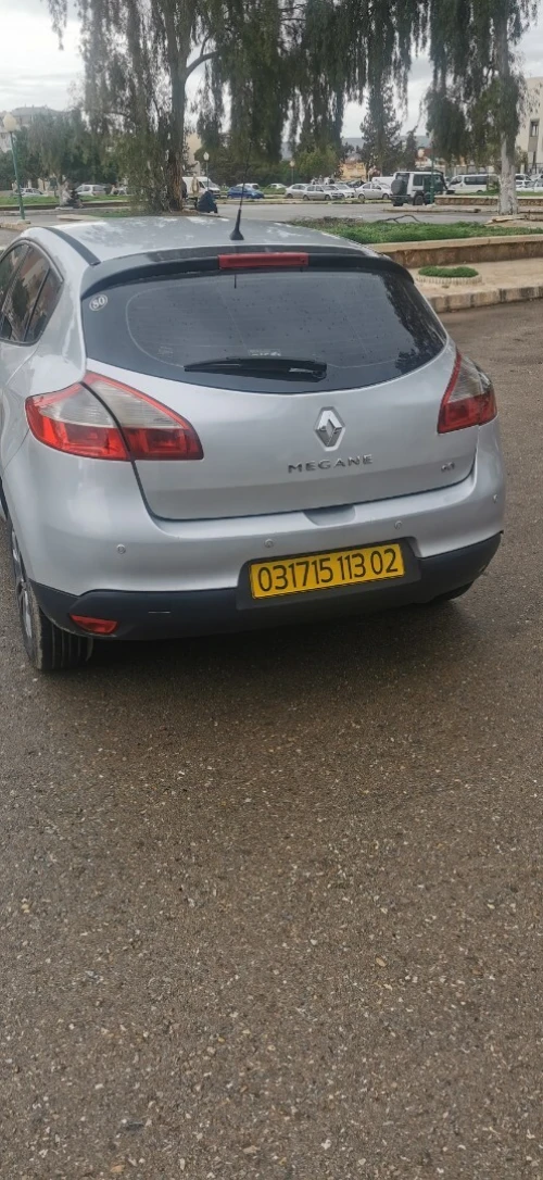Renault Megane 3 2013 Play