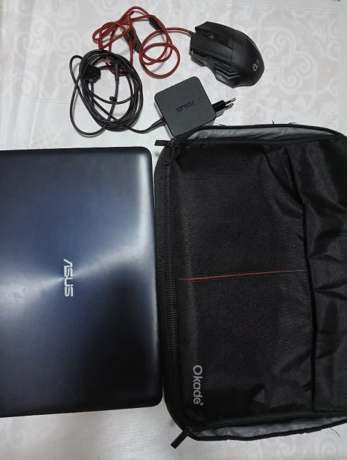Laptop ASUS i5 Nvidia 940MX état très bon