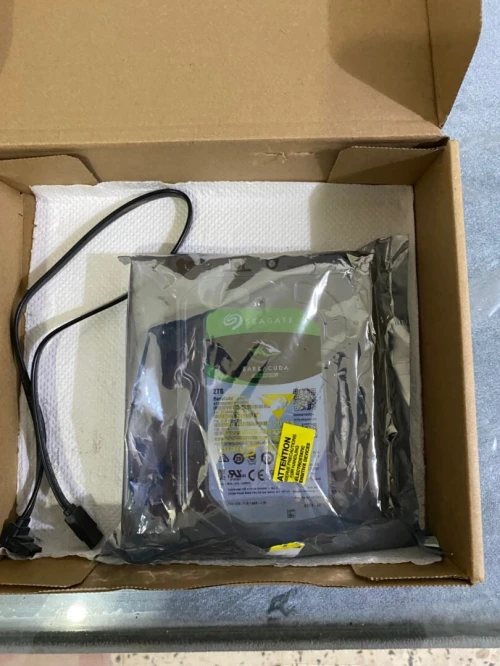 Disque dur hdd 2tb ديسك دير مع الكابل sata
