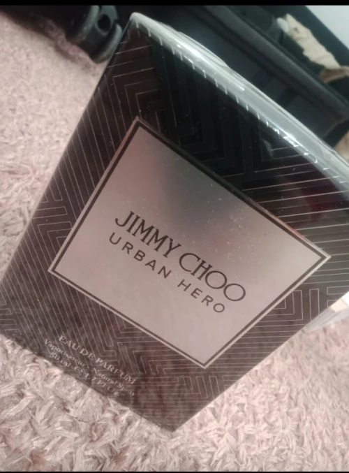 JIMMY CHOO URBAN HERO