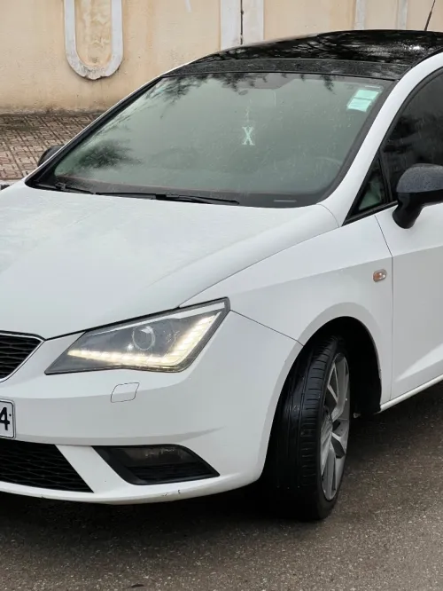Seat Ibiza 2015 Black line