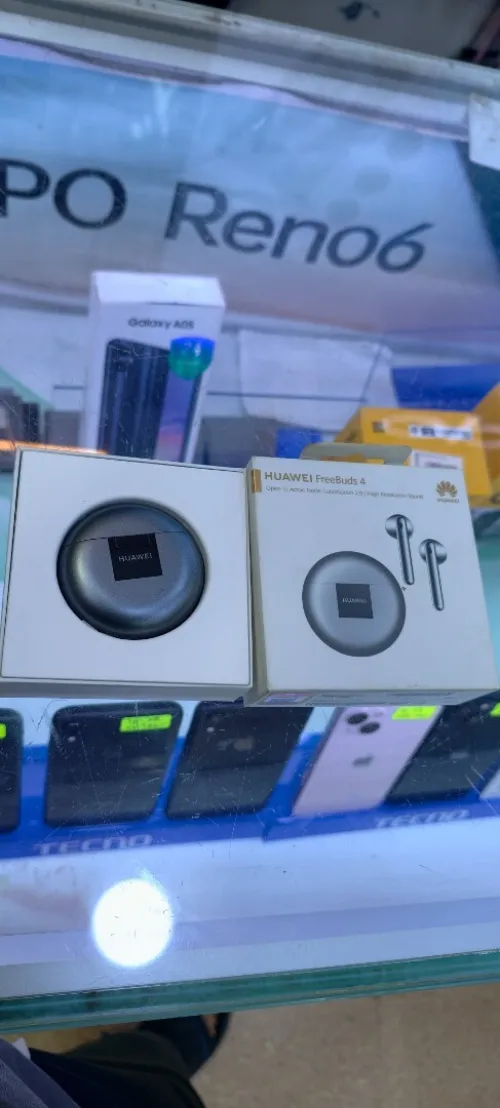 huawei freebuds 4 مستعمل 10/10