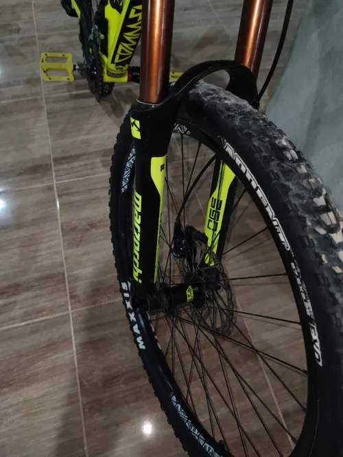 Vélo COMMENCAL vtt