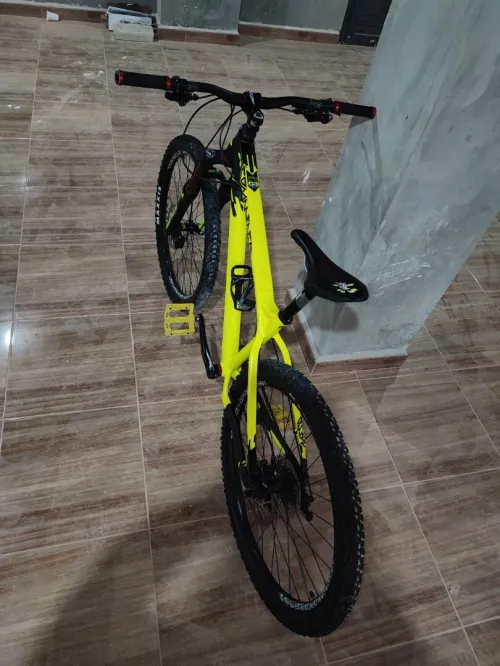 Vélo COMMENCAL vtt