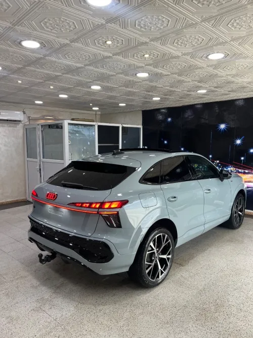 Audi Q3 2026 Sport back