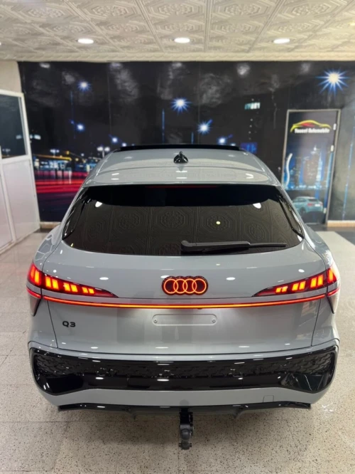 Audi Q3 2026 S-LINE