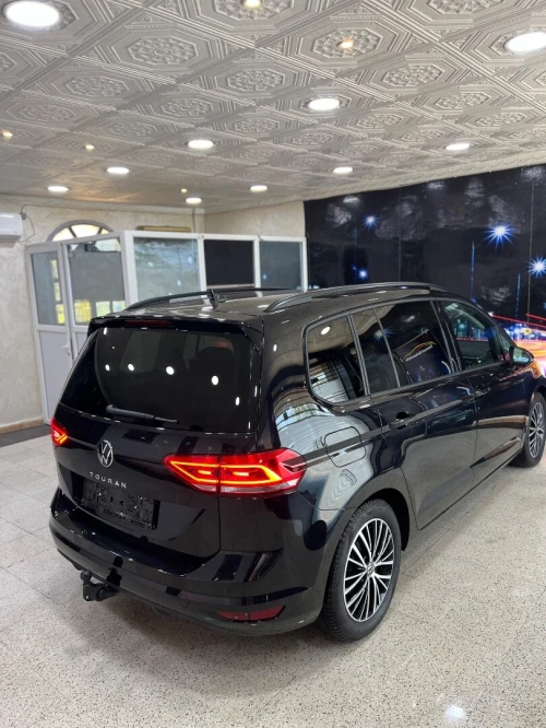 Volkswagen Touran 2023 Lounge Business