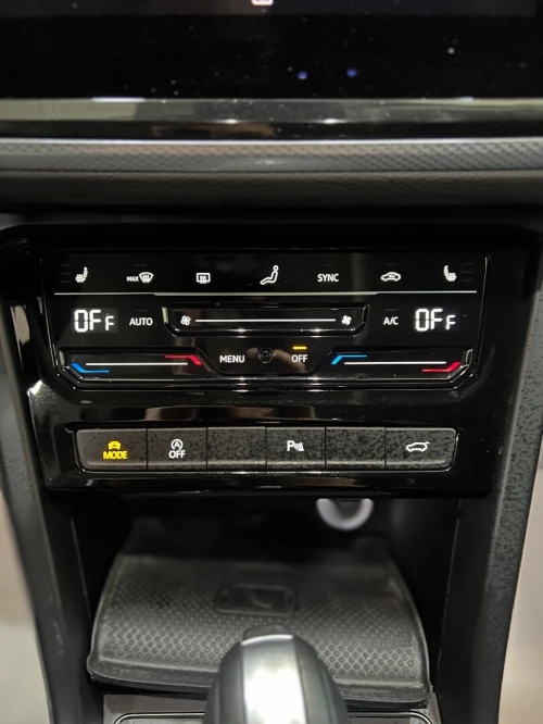 Volkswagen Touran 2025 Life Plus