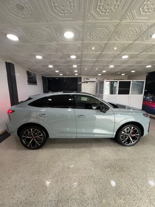Audi Q3 2026 Sport back