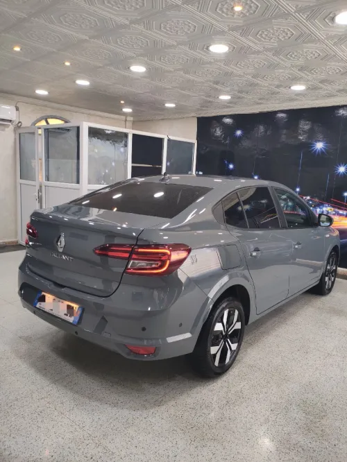 Renault Taliant 2025 Intense