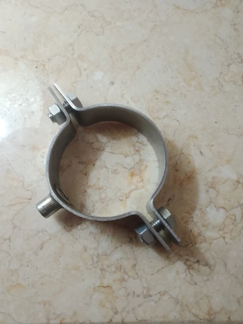Fabrication des colliers en inox