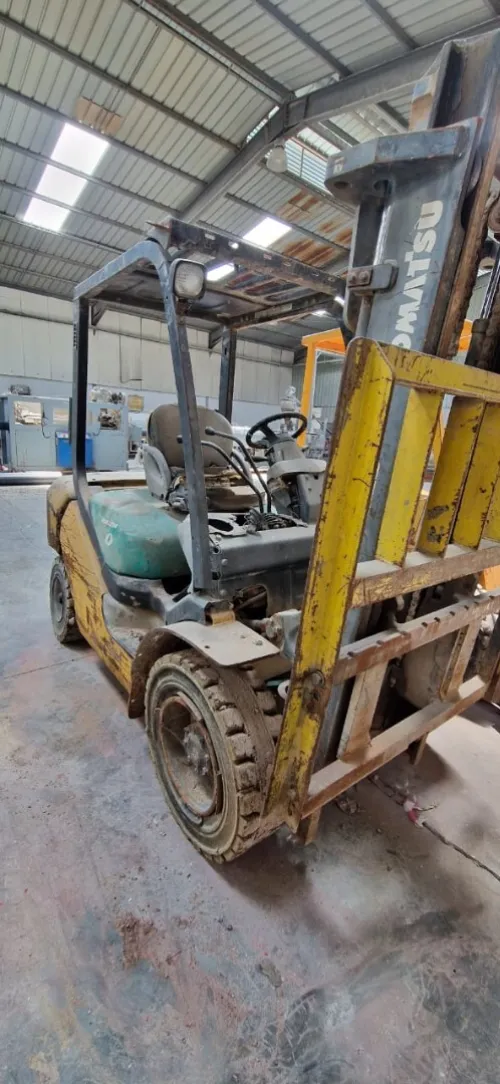manitou .entp. clark .komatsu 6 tonne 2008