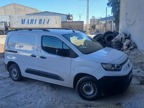 Fiat Doblo 2023 Italie