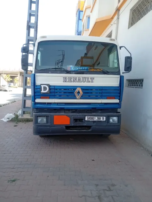 Camion citerne à carburant