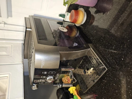Cafetière électrique a grains