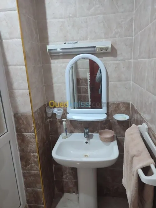 Location Appartement F3 Oran Es senia