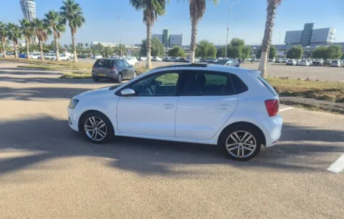 Volkswagen Polo 2016 