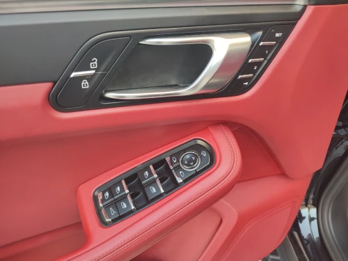 Porsche Macan 2019 Kit GTS full black