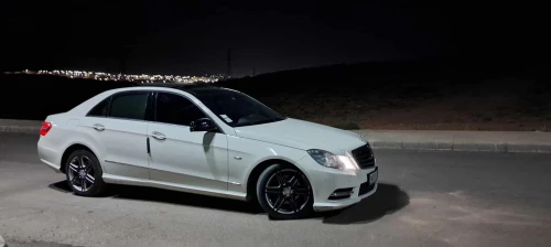 Mercedes Classe E 2012 AVANTGARDE Pack AMG