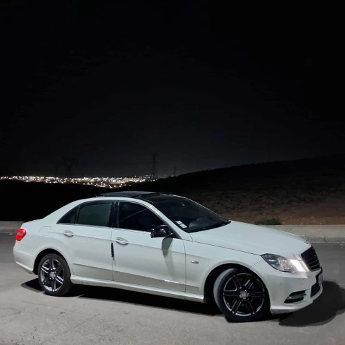 Mercedes Classe E 2012 AVANTGARDE Pack AMG