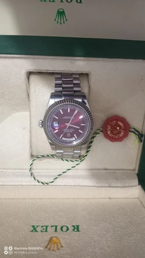 montre Rolex day date good.