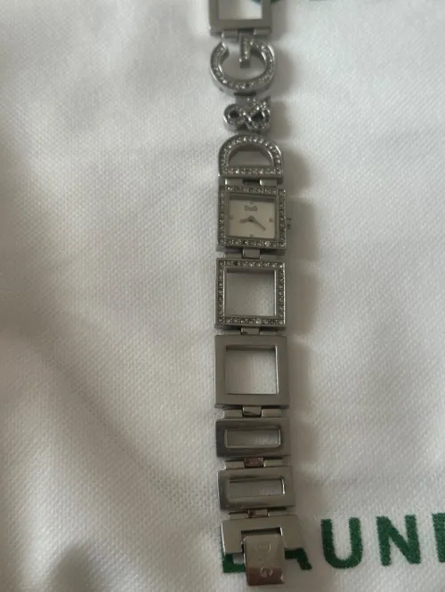 Montre DG Italie