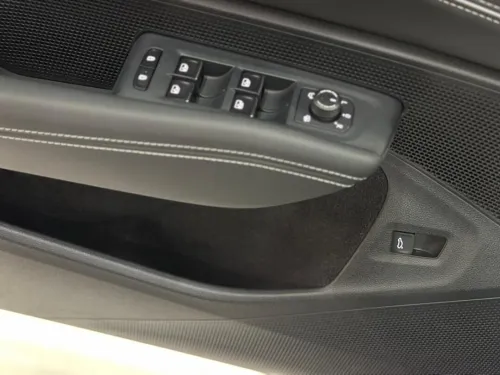 Volkswagen Passat 2025 Pro