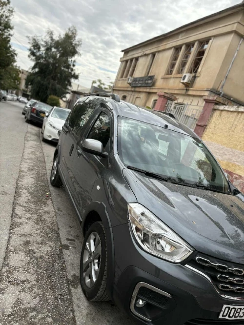 Renault Kangoo 2025 
