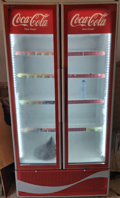 Frigo c.o.c.a c.o.l.a