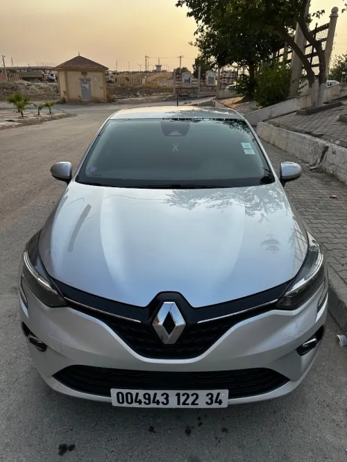 Renault Clio 5 2022 Business plus