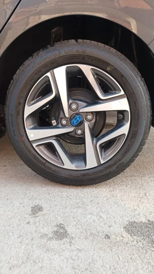 Hyundai i 10 grond 2025 