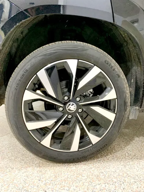 Skoda Karoq 2025 Luxury