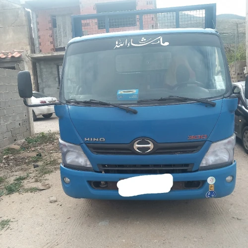 HINO 300 2016