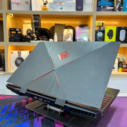 HP OMEN 15 I7 9750H NVIDIA GTX 1660TI 6GB VRAM 16GB RAM 512GB SSD